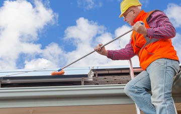 Gleann Dail Bho Tuath soft wash roof cleaning